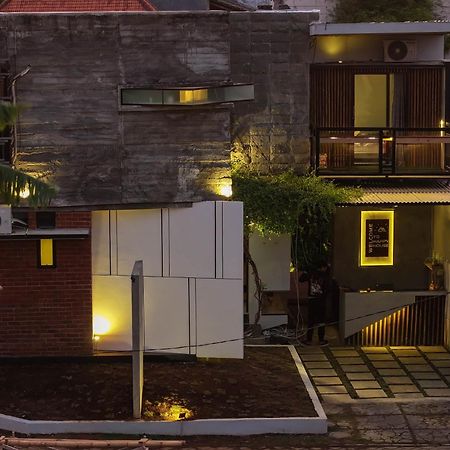 Happy House Bnb Bromo Backpacker Probolinggo Exterior foto