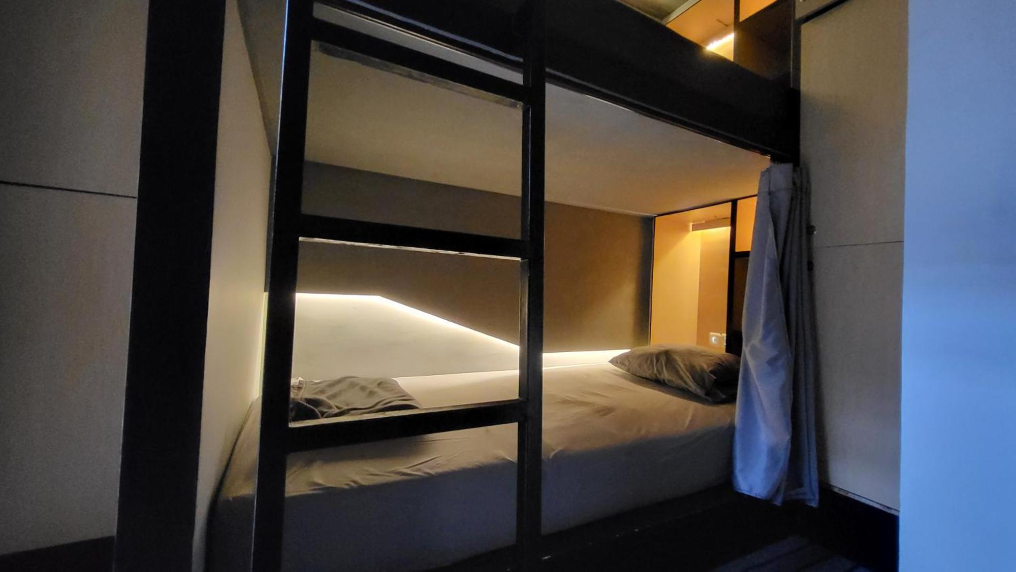 Happy House Bnb Bromo Backpacker Probolinggo Exterior foto